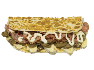 Piadina Millevoglie 32 Piadina Millevoglie, piada salame, brie, funghi, maionese